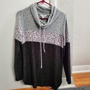 Market & Spruce Soft Thin Sweater Top